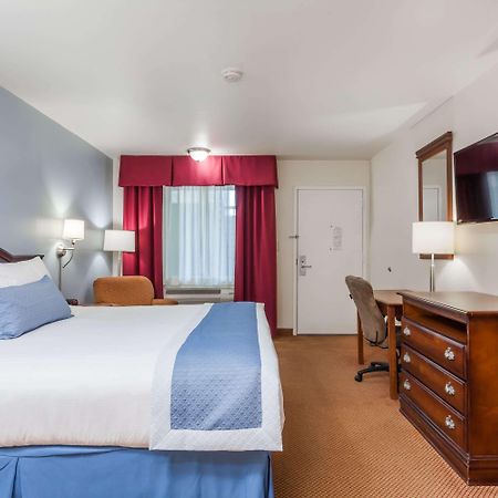 Days Inn By Wyndham Hampton מראה חיצוני תמונה