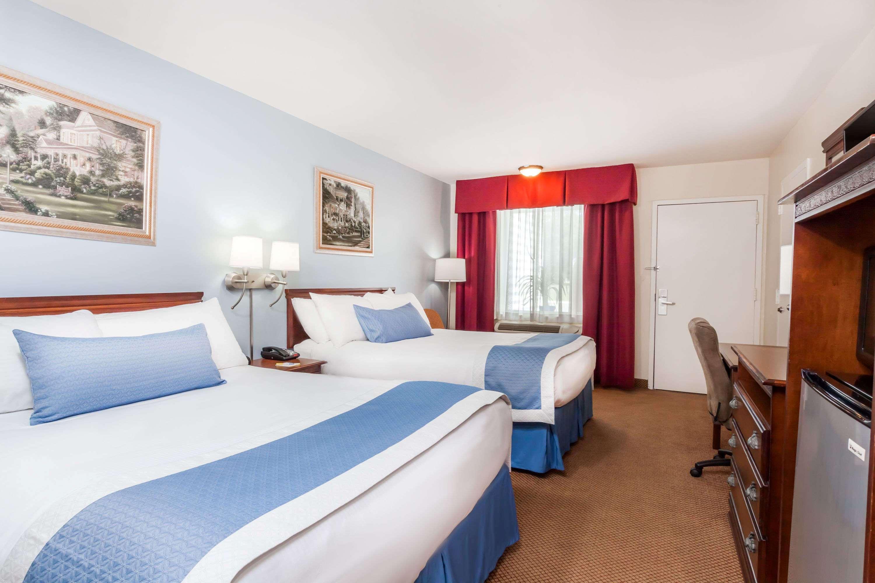 Days Inn By Wyndham Hampton מראה חיצוני תמונה